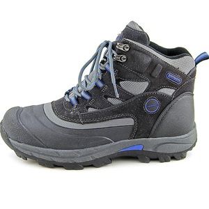 Men’s size 12 waterproof boots. Gently used